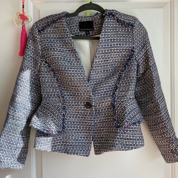 Downsizing my closet and raising money for charity - Picture 10 of 16